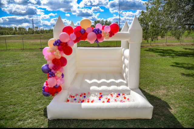 Standard White Bounce Castle with Ball Pit